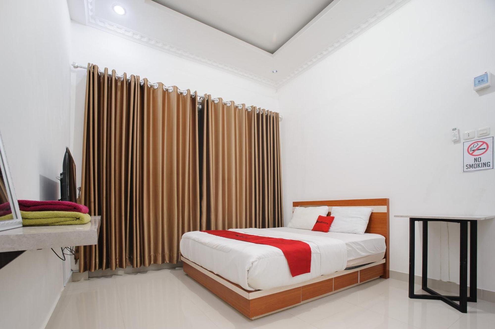 Hotel Reddoorz At Gh Nusa Indah Syariah à Bandar Lampung Extérieur photo