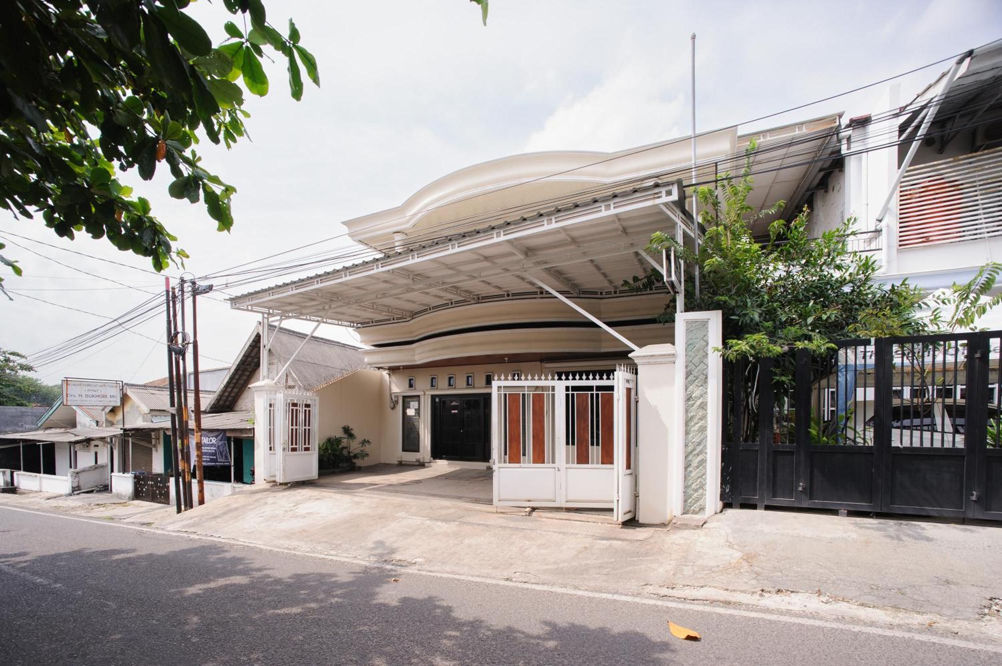 Hotel Reddoorz At Gh Nusa Indah Syariah à Bandar Lampung Extérieur photo