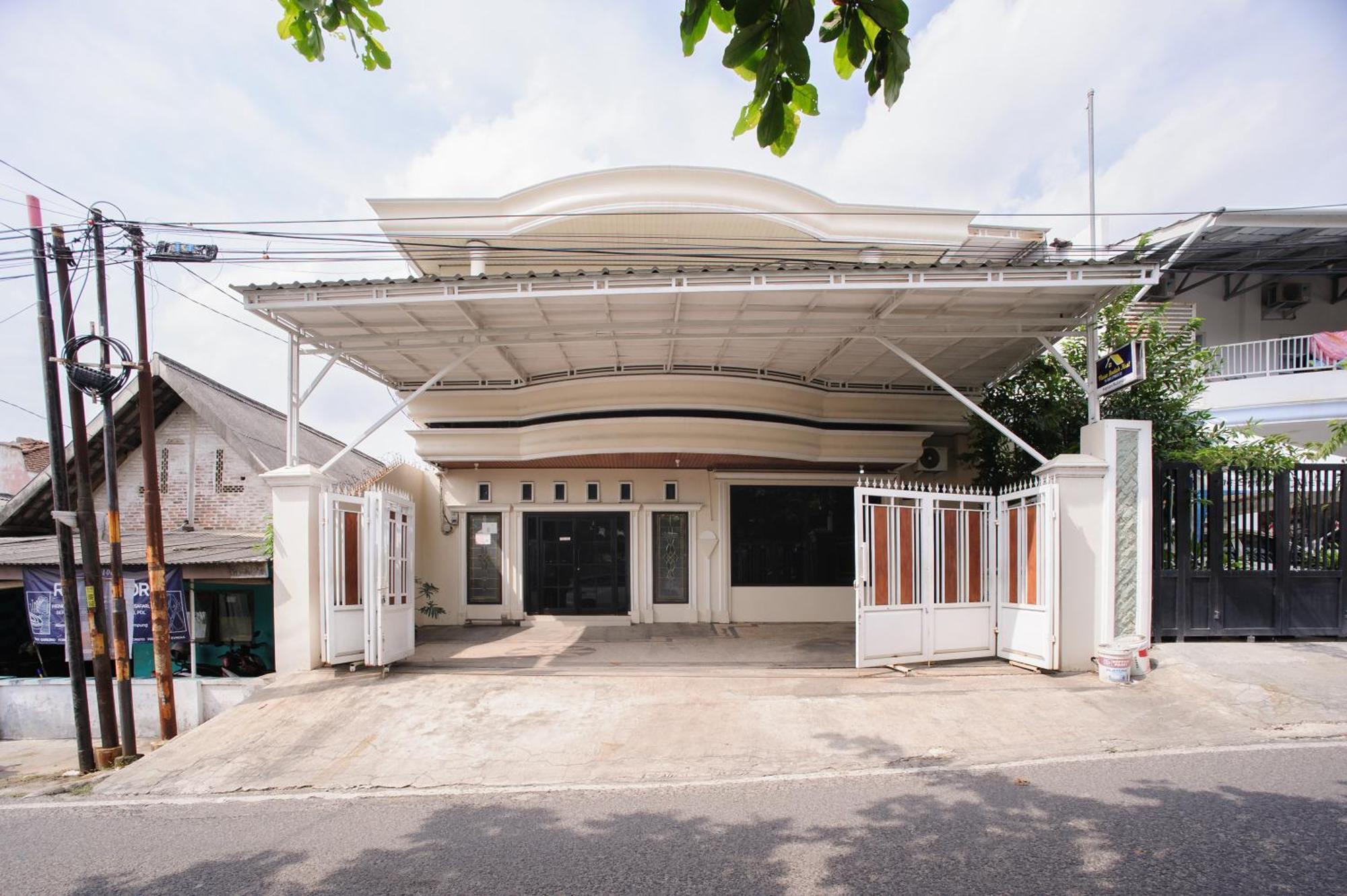 Hotel Reddoorz At Gh Nusa Indah Syariah à Bandar Lampung Extérieur photo